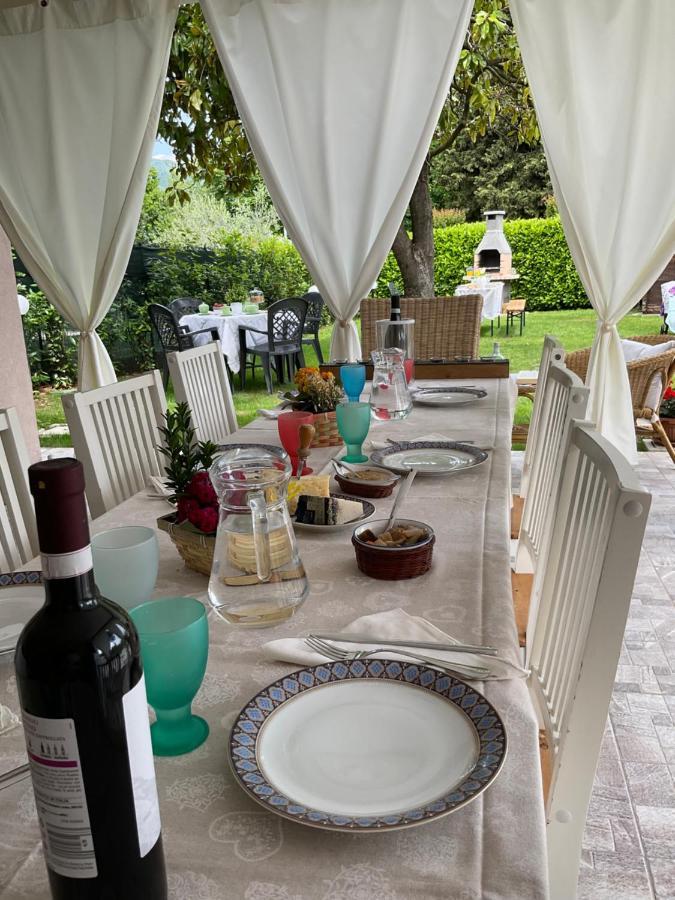 Villa Indipendente A Pochi Passi Dal Lago Сан Феличе дел Бенако Екстериор снимка