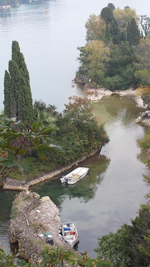 Villa Indipendente A Pochi Passi Dal Lago Сан Феличе дел Бенако Екстериор снимка