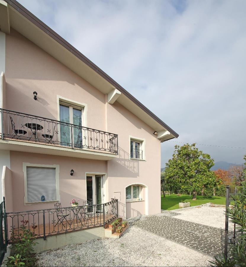 Villa Indipendente A Pochi Passi Dal Lago Сан Феличе дел Бенако Екстериор снимка